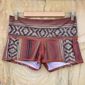 teeki Maroon Rust Patterned Women’s Shorts